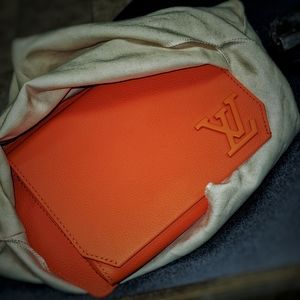Louis Vuitton Aerogram Sling